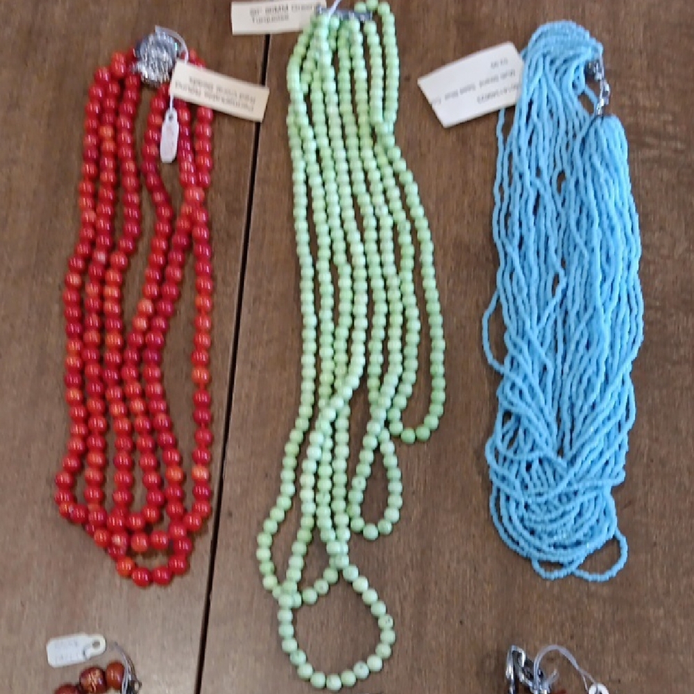 Colorful Beaded Necklace Set - Picture 7 of 8
